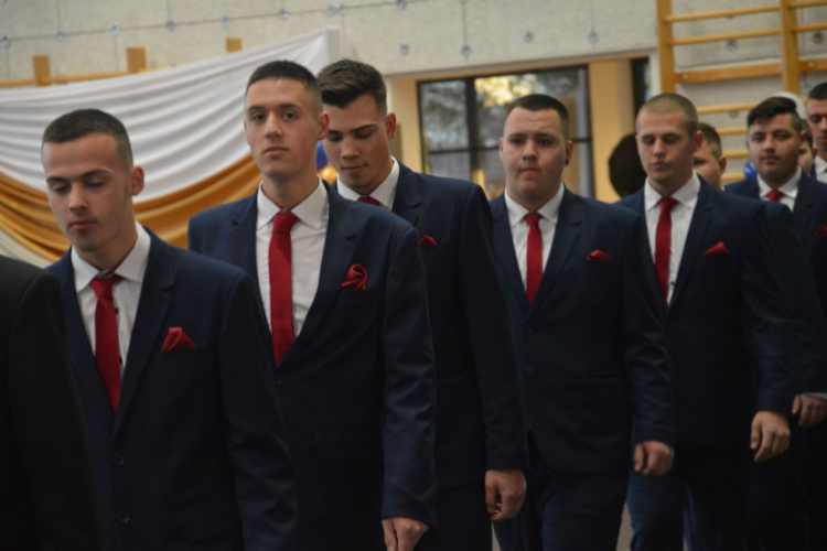 Megkapták szalagjaikat a Kossuth szakképző iskola diákjai is