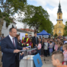 Földbe került a mindennapjaink kincseit rejtő ládikó