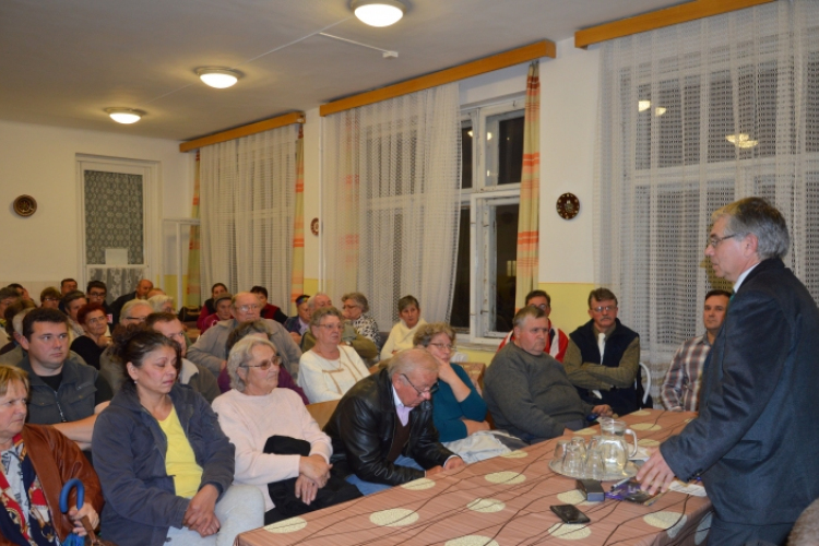 Lakossági fórum: városunk egészségügyi helyzete