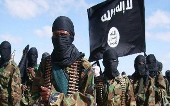 Iszlám Állam - Német hírszerzés: utasszállító repülőgépekre is támadhatnak az IÁ terroristái