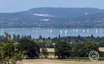 Kékszalag - Gellér: hatalmas sportteljesítmény, hogy a mezőny több mint fele célba ért
