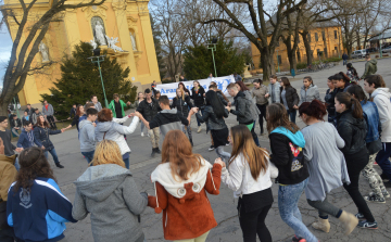 Táncra perdültek Arany János születésének 200. évfordulóján