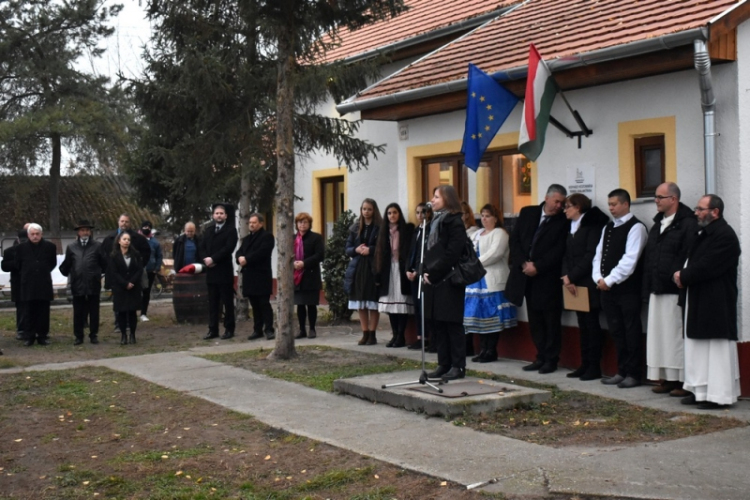 Turisztikai Központot adtak át Petőfiszálláson