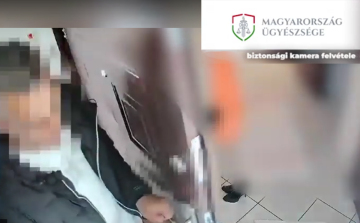 A lakás kamerája buktatta le az utazóbűnözőket