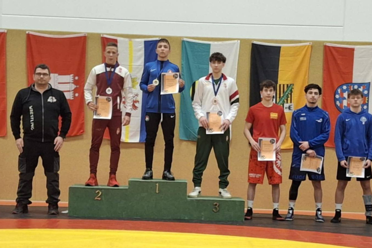 Balázs aranyat, Luca bronzot szerzett