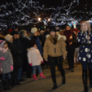 Fellobbant az első láng városunk adventi koszorúján