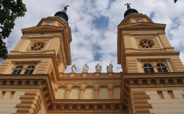 Hírek a Szent István Templomból