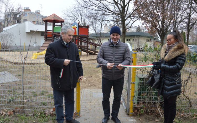 Fejlődik, szépül a Bikahegy és a Móraváros is