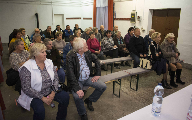 Sarkalatos kérdésekre kaptak választ a selymesiek