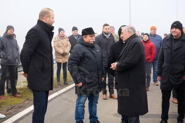 Átadták a szentkirályi elkerülőt