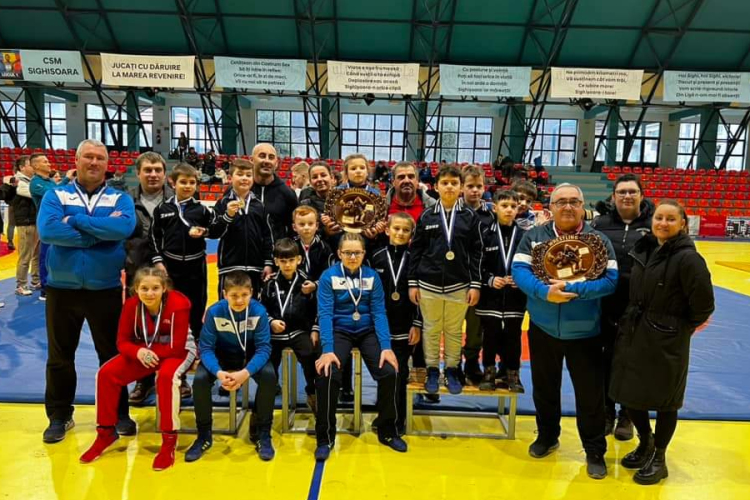 Sikerrel zárták az évet a félegyházi birkózók