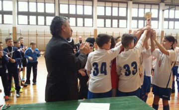 Kupagyőzelemmel farsangoltak az U11-es focisták