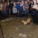 Fellobbant városunk adventi koszorújának második gyertyájának lángja