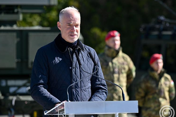 Szalay-Bobrovniczky Kristóf: példátlan támadás indult Magyarország ellen, a magyaroknak joguk van tudni, kik és miért állnak emögött!