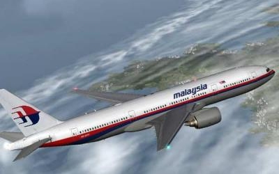 Eltűnt maláj utasszállító - Szakértő: nem tudják azonosítani az előkerült szárnydarabot