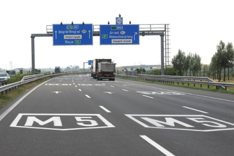 Illegális bevándorlókat fogtak el az M5-ösnél 