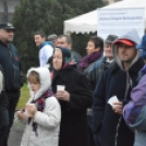 Kettős keresztet állított a Jobbik a Petőfi téren
