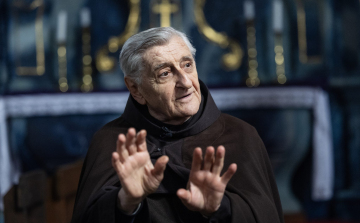 „Mi az ember értéke? Hogy egy Isten meghalt érte!”