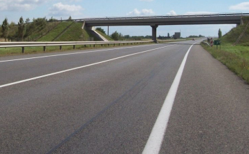 Épülhet Kecskemétig az M8-as