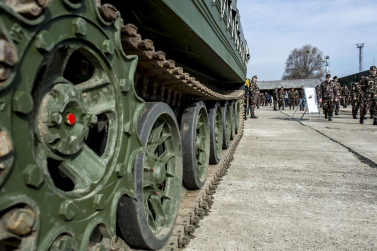 Világszínvonalú eszközökhöz keres katonákat a Honvédség