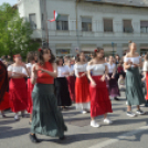 Bolondballagás Kiskunfélegyháza főutcáján