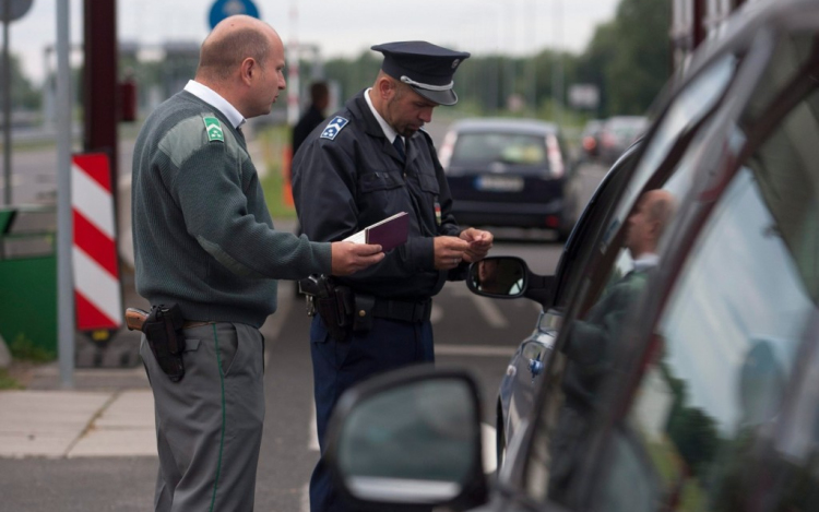 Kellemetlen meglepetés érheti a nyaralni indulókat a határon