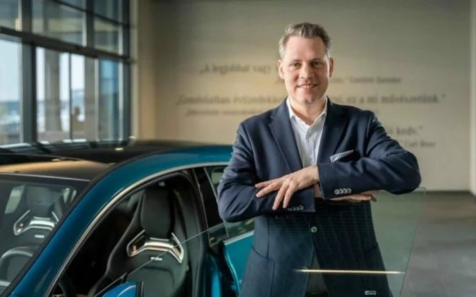Új igazgató a kecskeméti Mercedes gyárban