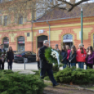 Főhajtással emlékeztek Móra szobra előtt