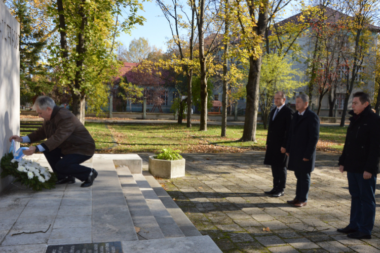 A világháború áldozatairól is megemlékezünk Mindenszentekkor