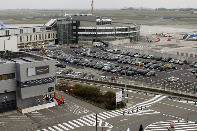 Részlegesen újranyitják a brüsszeli nemzetközi repülőteret