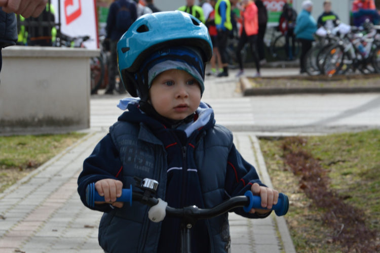 Vidám hangulatban telt a pusztai terepbringa túra