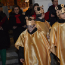 Fellobbant a harmadik gyertyaláng is