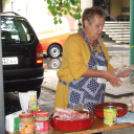 Illatfelhő leng a Kazinczy utca környékén