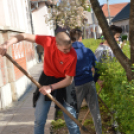 Szorgalmas munkával kezdték a napot