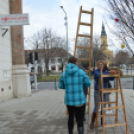 Tojásfa hirdeti városunkban Húsvét közeledtét