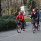 Két kerékkel a Bankfalui Emlékparkba