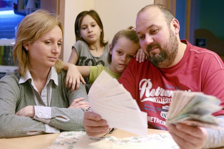 Korábban érkeznek a szeptemberi családtámogatások