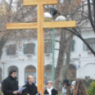 Kettős keresztet állított a Jobbik a Petőfi téren