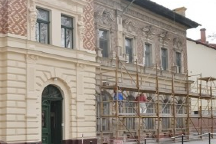 Újabb ötmilliót költenek a volt kommendáns hivatal épületére
