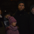 Fellobbant a harmadik gyertyaláng is