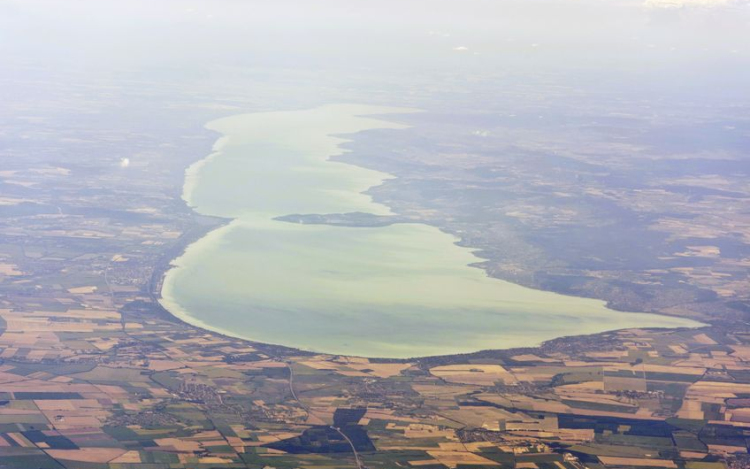 NAGYON BALATON - Mintegy 40 program nyár végéig