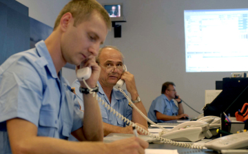 Új videóval népszerűsíti a rendőrség a 112-es segélyhívó számot