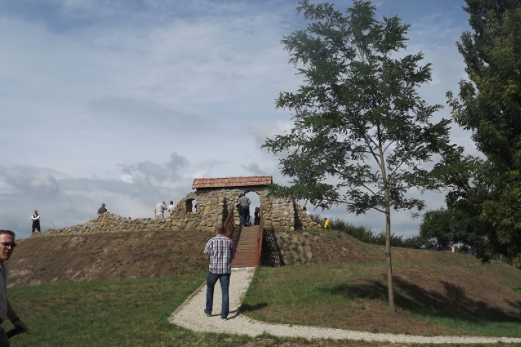 Megnyitotta Kapuit a Templomhalom Emlékpark