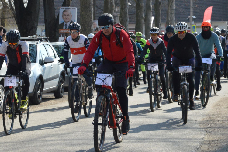 Közel kilencven résztvevővel rajtolt a Tour de Puszta terepkerékpáros verseny