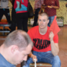 Győzelem a mázsás vasak felett