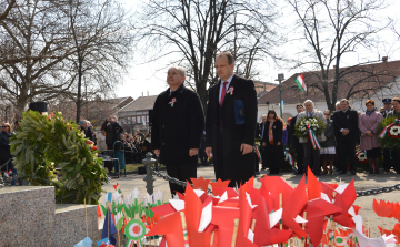 Magyarnak lenni büszke gyönyörűség