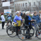 Két kerékkel a Bankfalui Emlékparkba