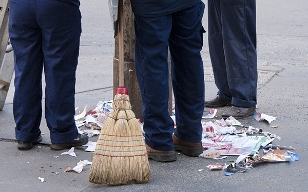 Lejár a választási plakátok eltávolításának határideje