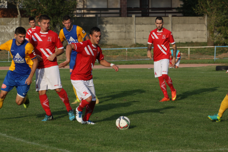 Nézőcsúcs a forduló rangadóján, de nem láttak gólt a szurkolók