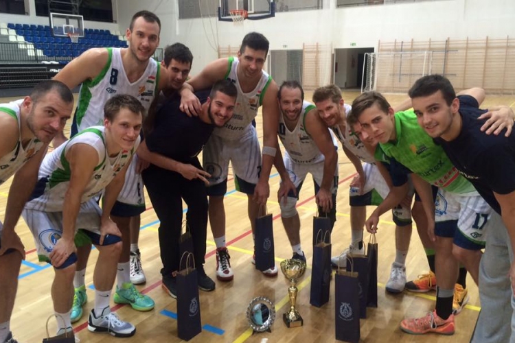 Az ország legjobb kosárlabdázói pattogtatták a labdát Kiskunfélegyházán
